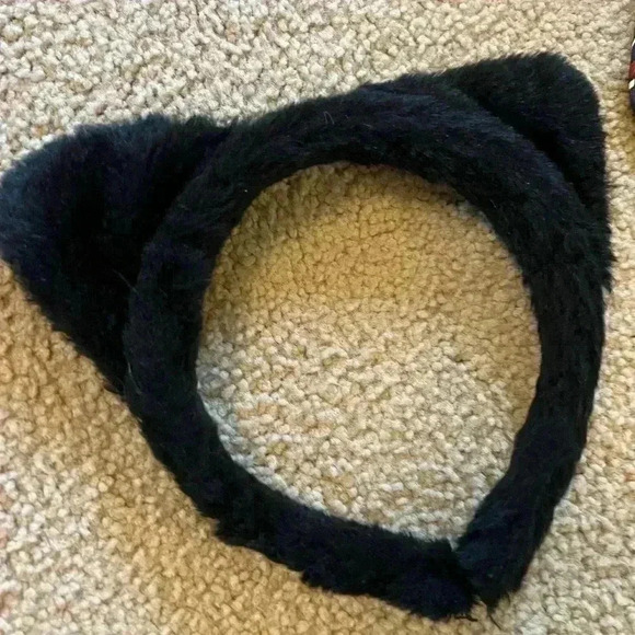 Lot of Halloween Costume Accessories for Women - Picture 9 of 10